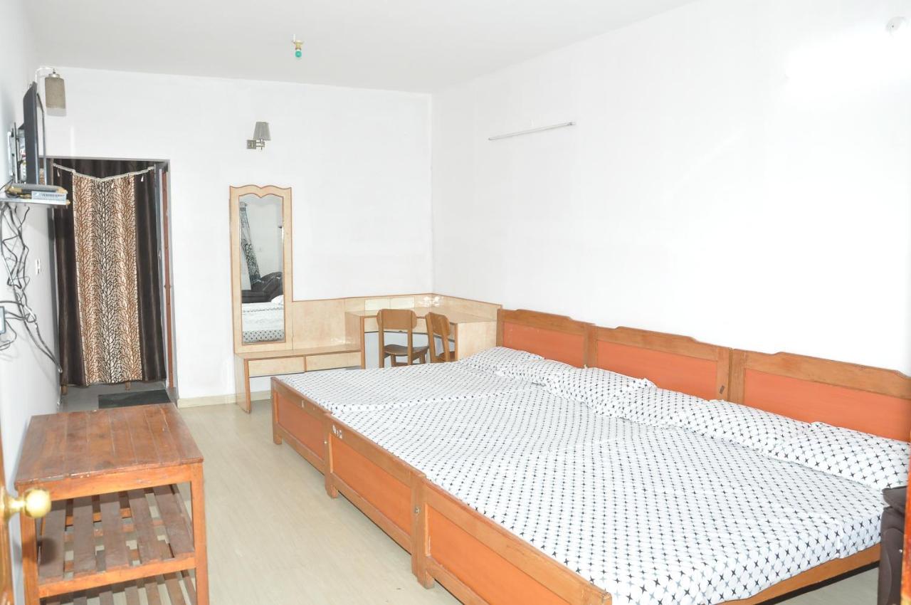 White House Anandagiri Hostel Kodaikanal Luaran gambar